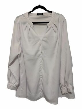 Size 18-20 Bloomchic blouse